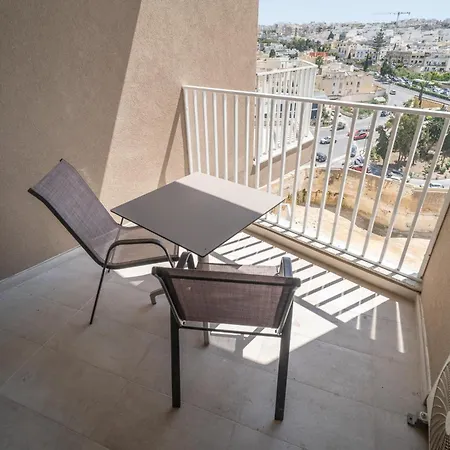 Apartament Beautiful 2br In The Heart Of St Julians With Ac By 360 Estates